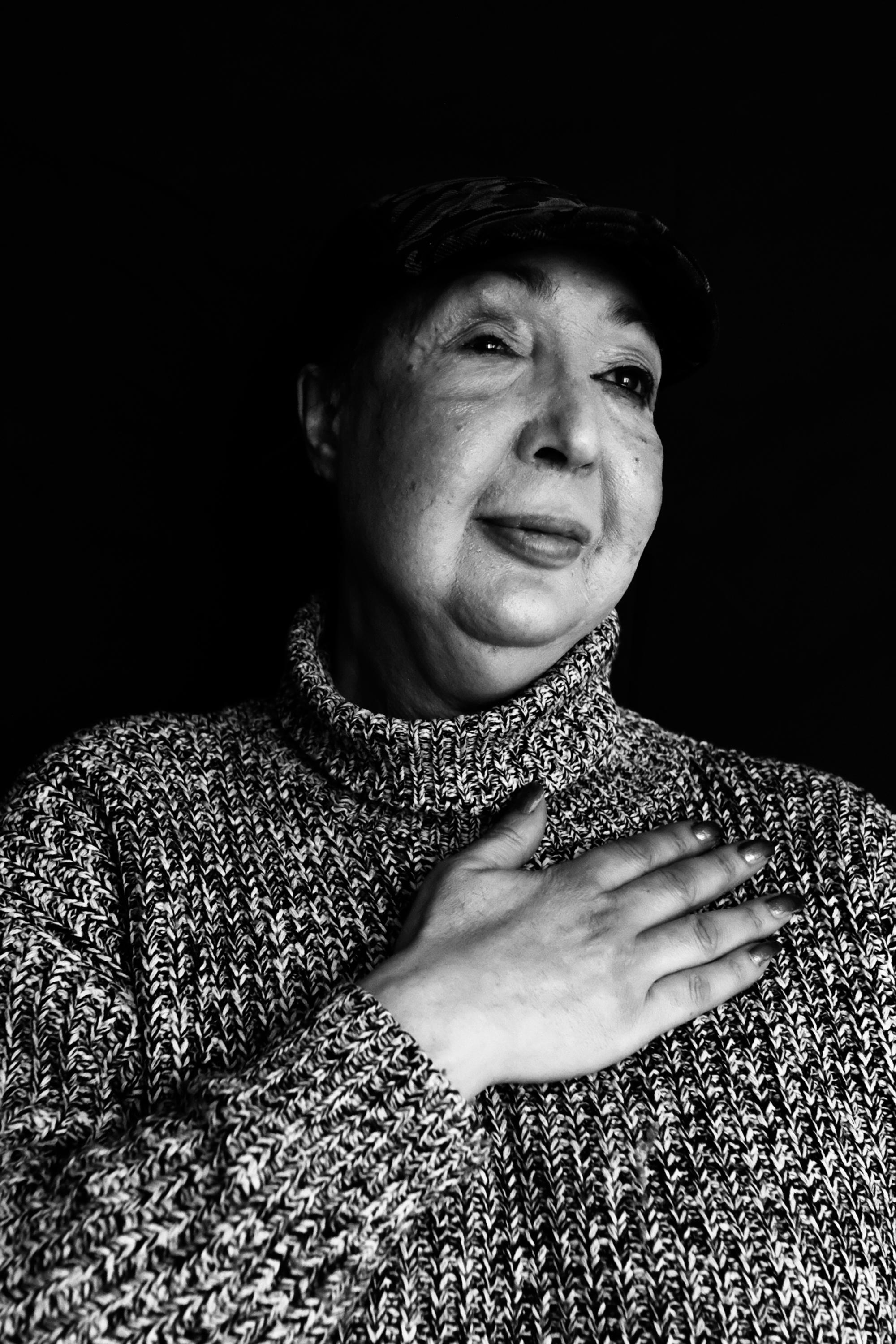 Miryam Amaya -triángulos rosas